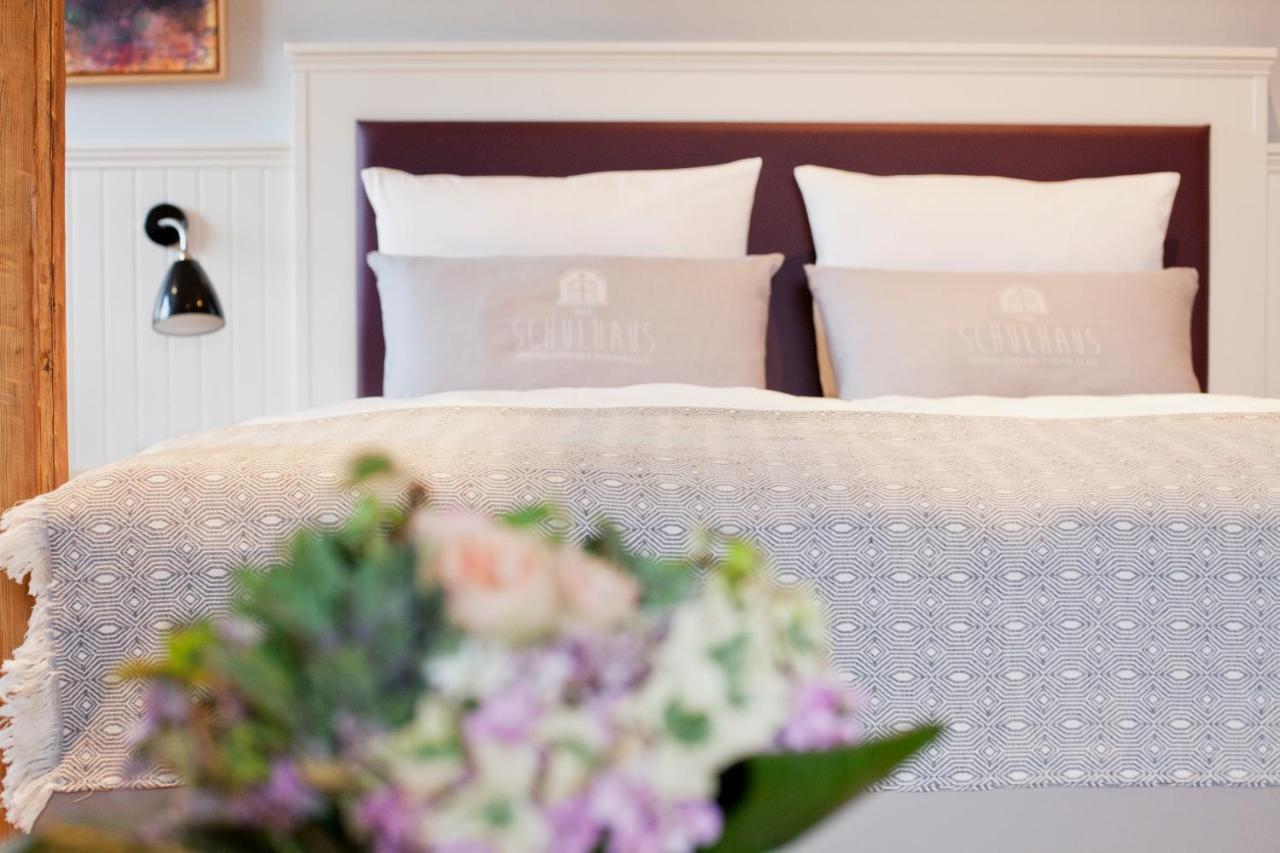 Schulhaus Hotel Швельм Экстерьер фото